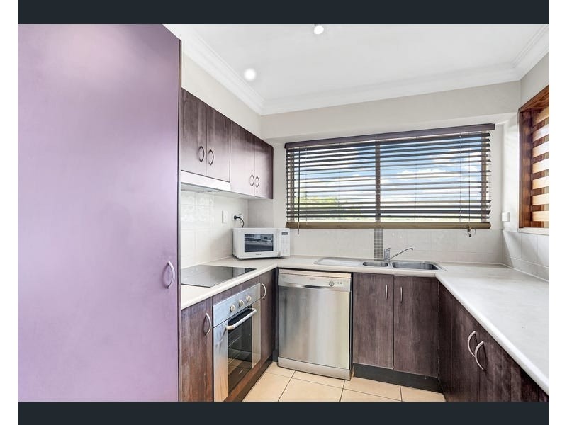 305/29-33 Springfield Crescent, Manoora QLD 4870