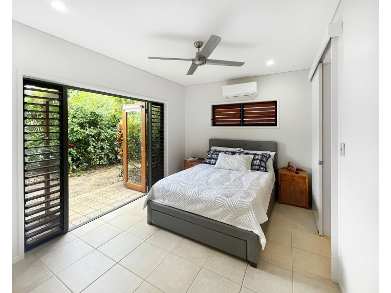 5 Bramble Street, Clifton Beach QLD 4879