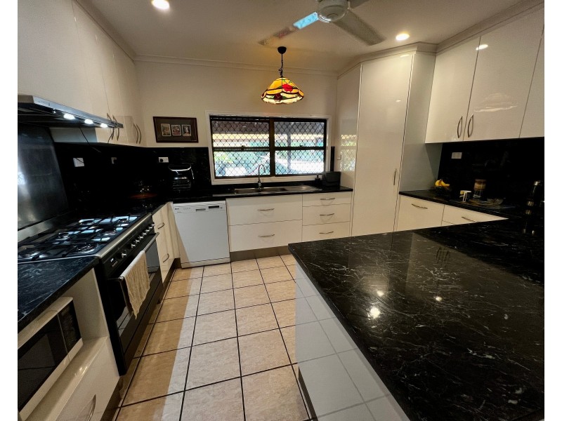 34 Moresby Street, Trinity Beach QLD 4879