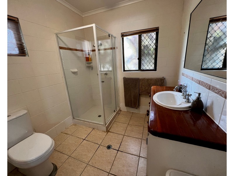 34 Moresby Street, Trinity Beach QLD 4879