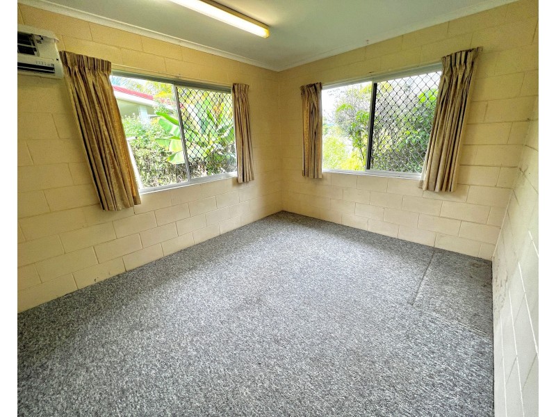 1/334 Gatton Street, Westcourt QLD 4870