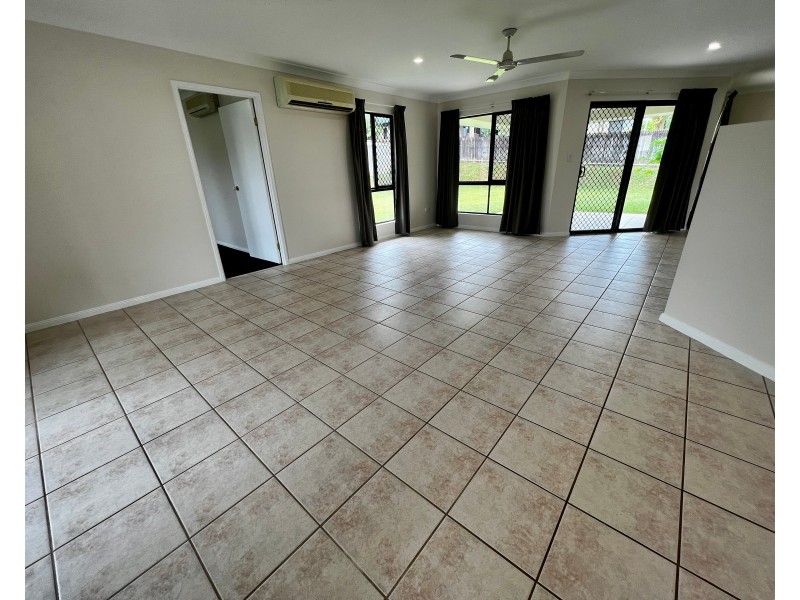 6 Spray Close, Mount Sheridan QLD 4868