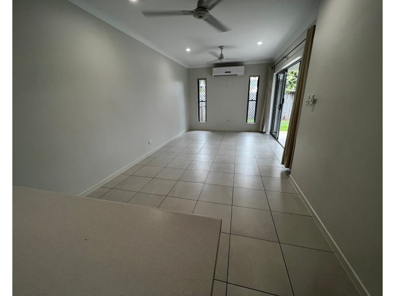 2/6 Starcke Trail, Smithfield QLD 4878