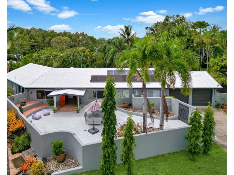 6 Flynn Close, Clifton Beach QLD 4879