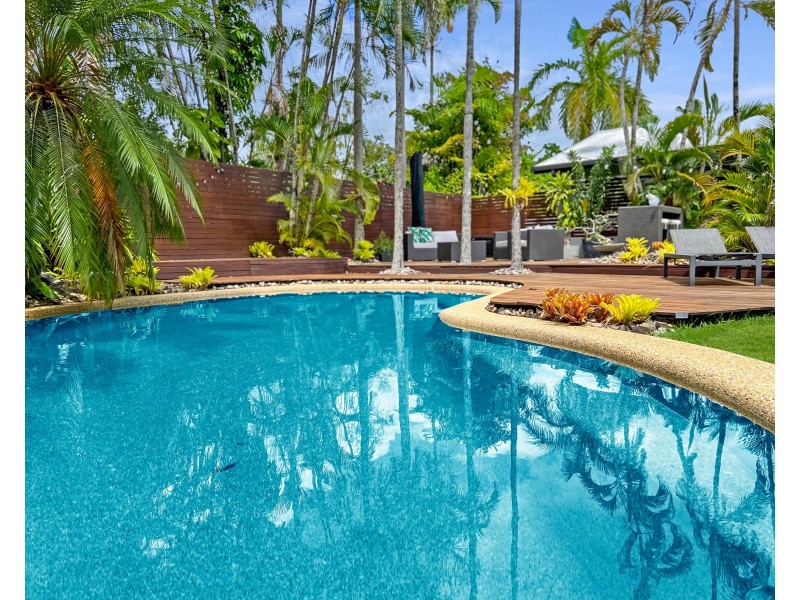 6 Flynn Close, Clifton Beach QLD 4879