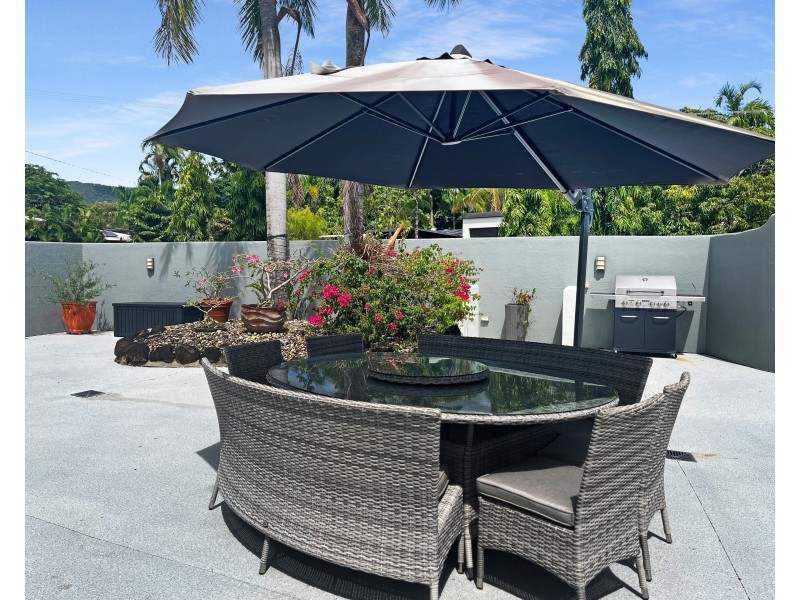6 Flynn Close, Clifton Beach QLD 4879