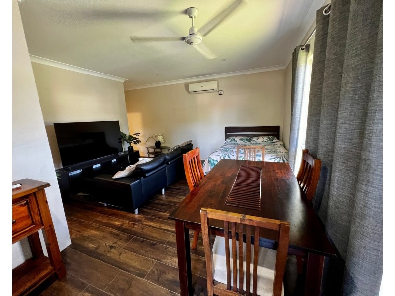5B Hobson Drive, Brinsmead QLD 4870