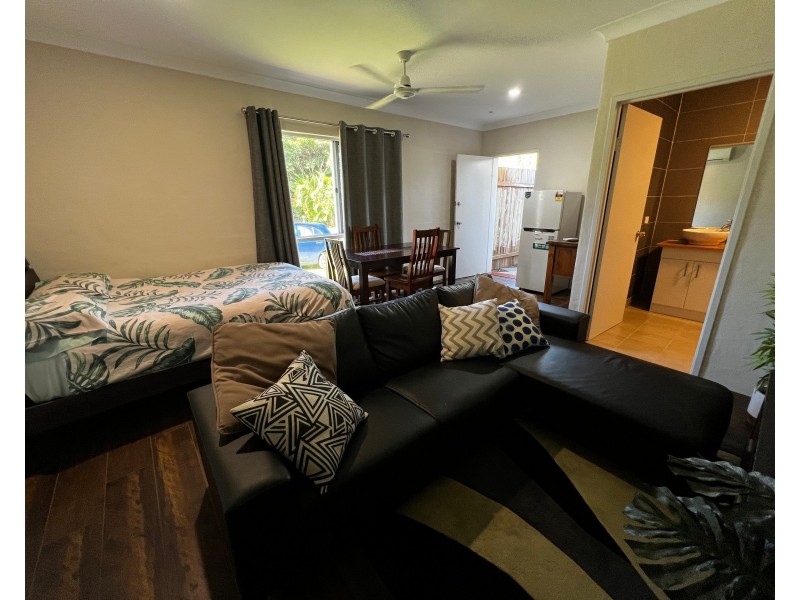 5B Hobson Drive, Brinsmead QLD 4870