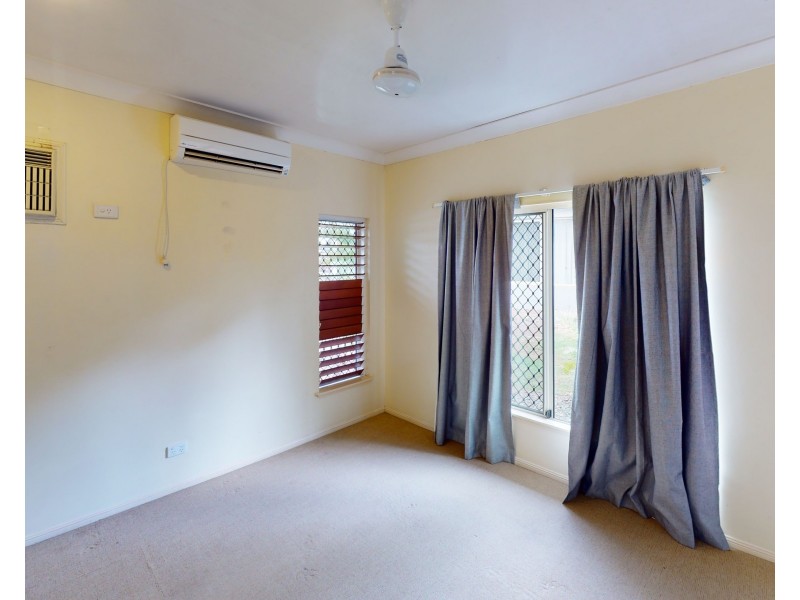5/4-10 Hedley Close, Redlynch QLD 4870