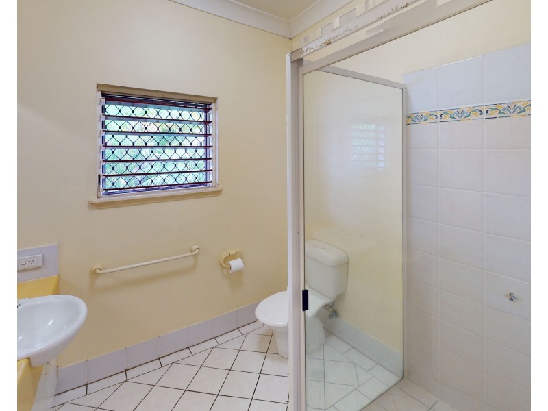 5/4-10 Hedley Close, Redlynch QLD 4870