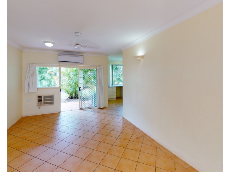 5/4-10 Hedley Close, Redlynch QLD 4870