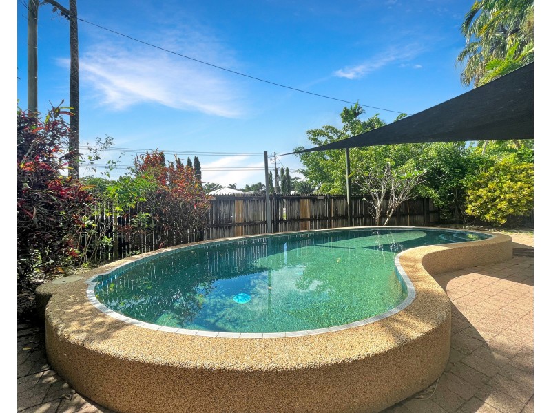 16/451-455 Severin Street, Manunda QLD 4870