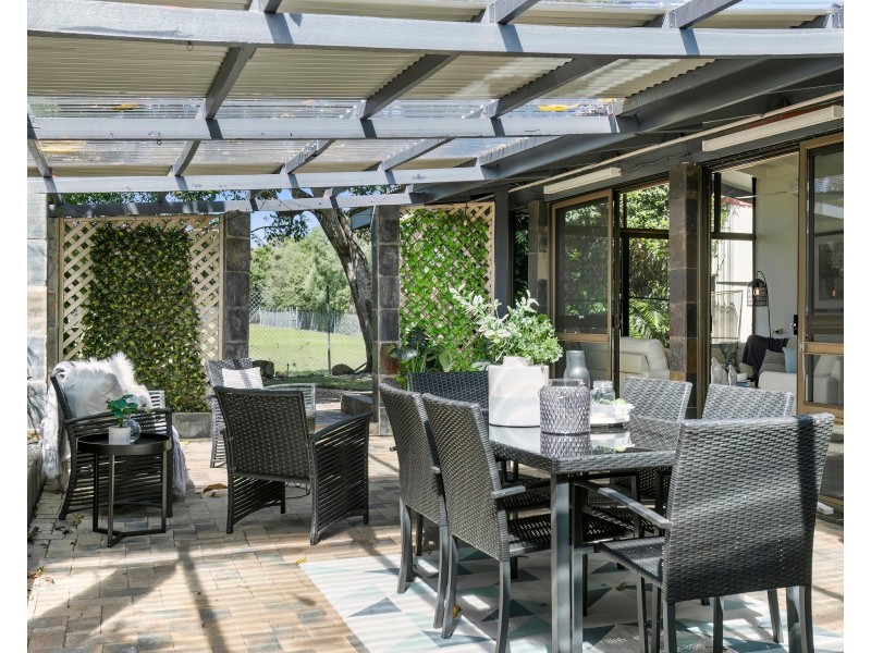 13 Mahogany Street, Holloways Beach QLD 4878