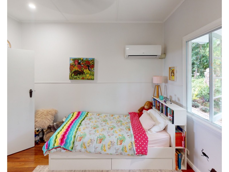 31-33 Hardwick Street, Stratford QLD 4870