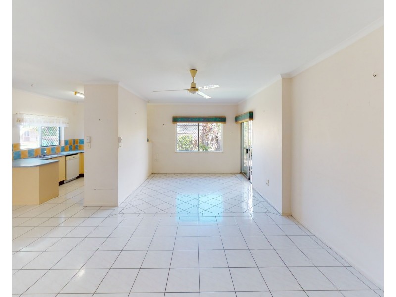 13 Cairnwell Street, Smithfield QLD 4878