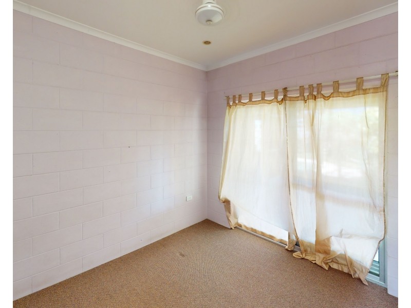 13 Cairnwell Street, Smithfield QLD 4878
