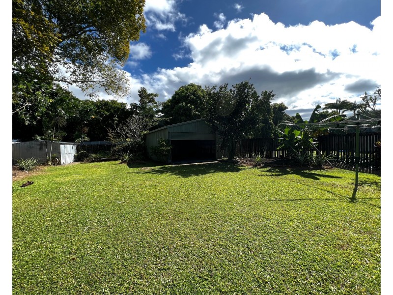 13 Cairnwell Street, Smithfield QLD 4878