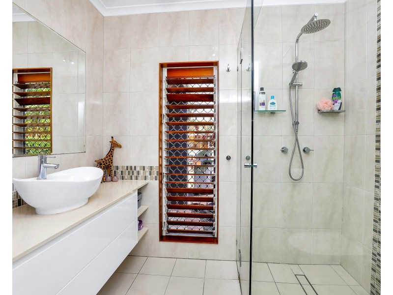 3 Linden Street, Clifton Beach QLD 4879