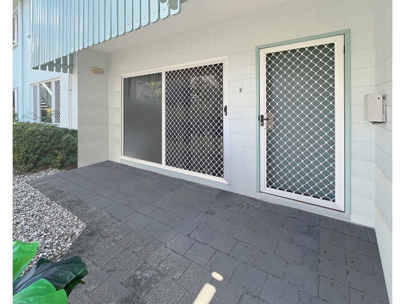 2/25 Balaclava Road, Earlville QLD 4870