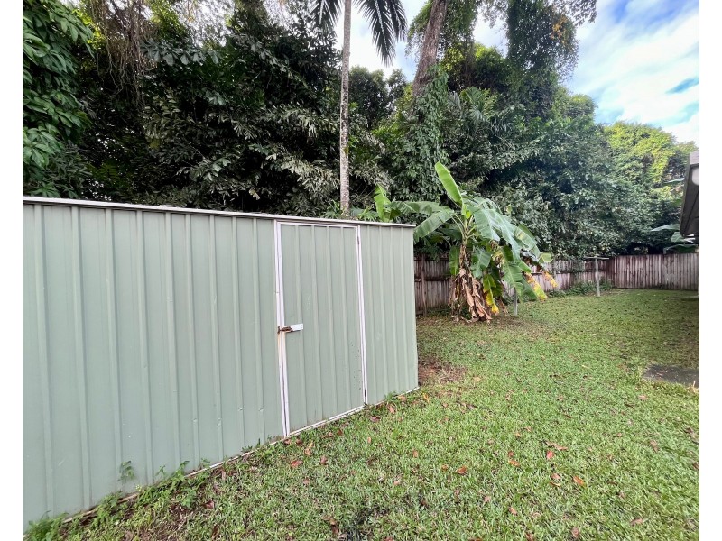 20 Long Street, Mooroobool QLD 4870