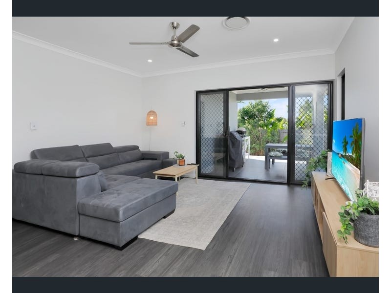 6 Flow Close, Trinity Beach QLD 4879