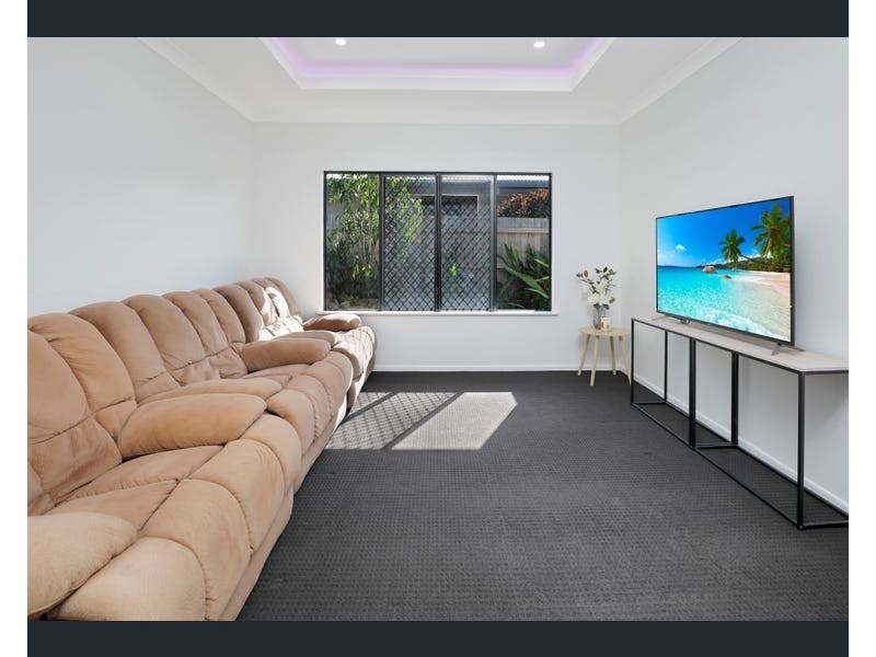 6 Flow Close, Trinity Beach QLD 4879