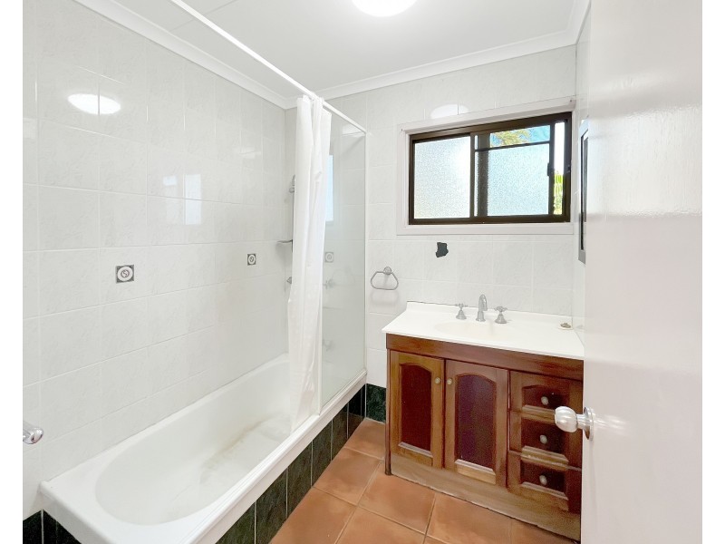 50 Oleander Street, Holloways Beach QLD 4878
