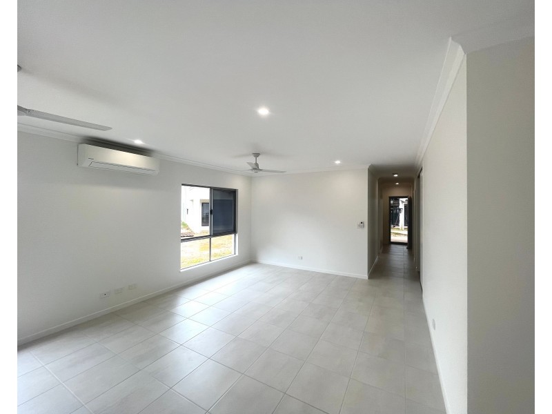 12 Braeside Court, Smithfield QLD 4878