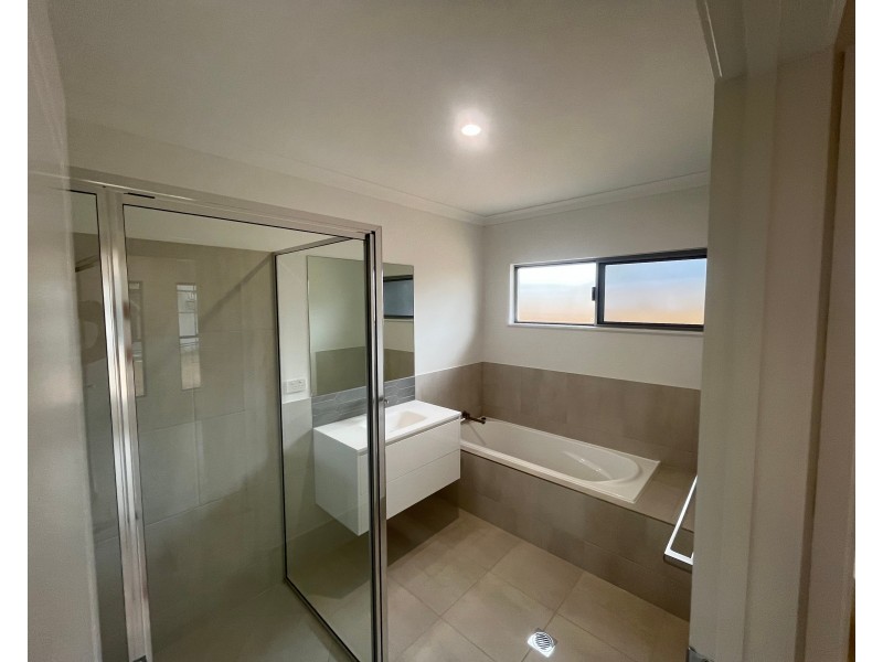 12 Braeside Court, Smithfield QLD 4878