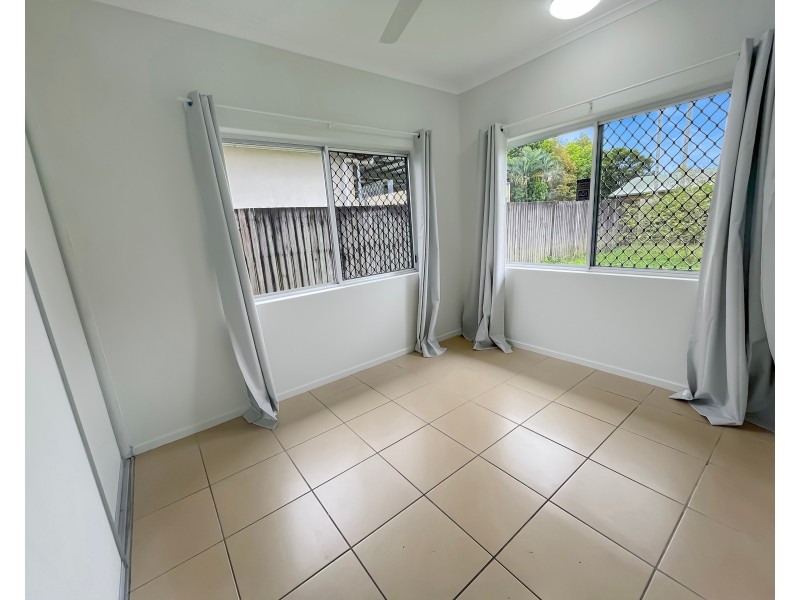 3 Sheehy Road, White Rock QLD 4868