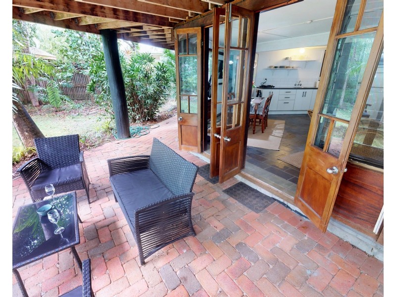 22 Pellowe Street, Clifton Beach QLD 4879
