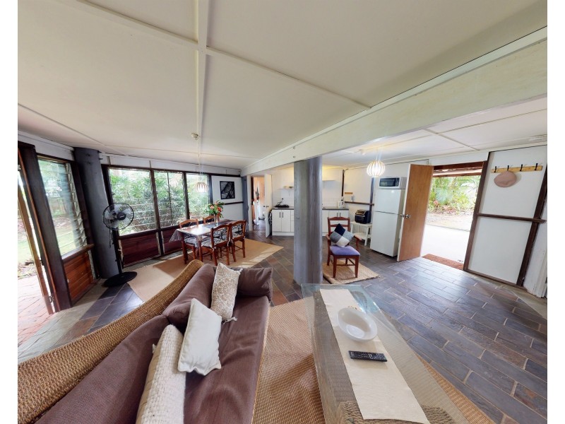 22 Pellowe Street, Clifton Beach QLD 4879