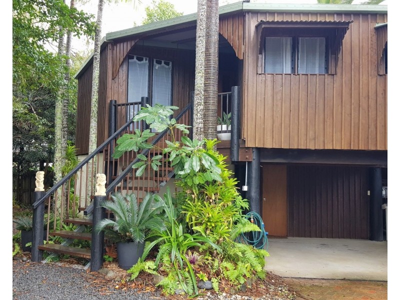 22 Pellowe Street, Clifton Beach QLD 4879