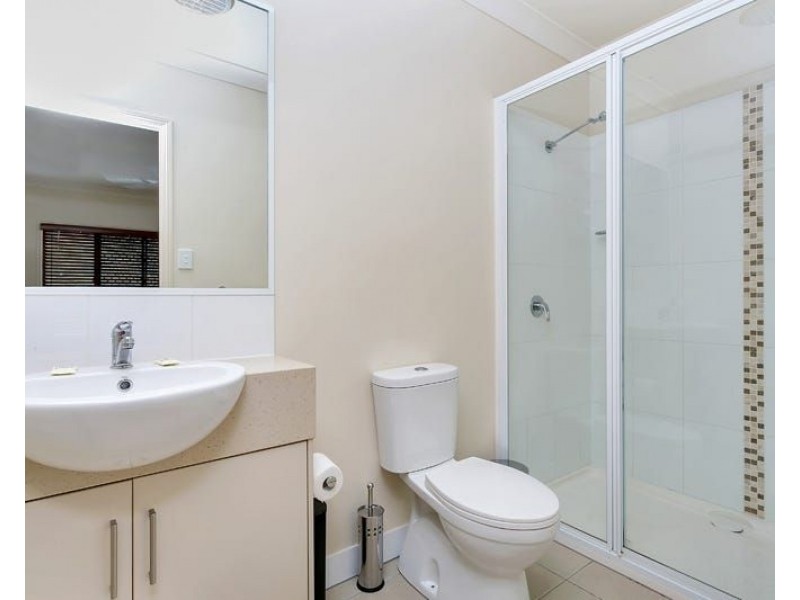 18/21-29 Giffin Road, White Rock QLD 4868