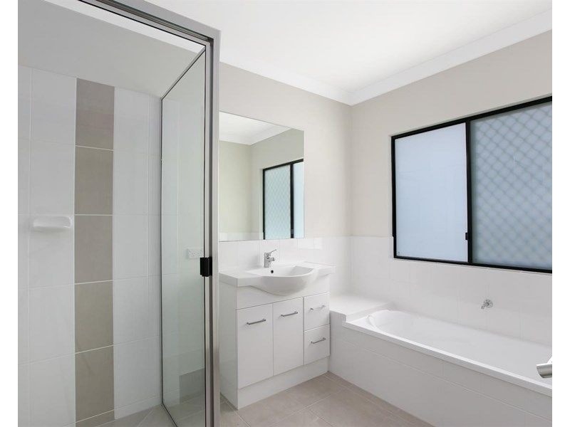 11 Tyenna Close, Bentley Park QLD 4869