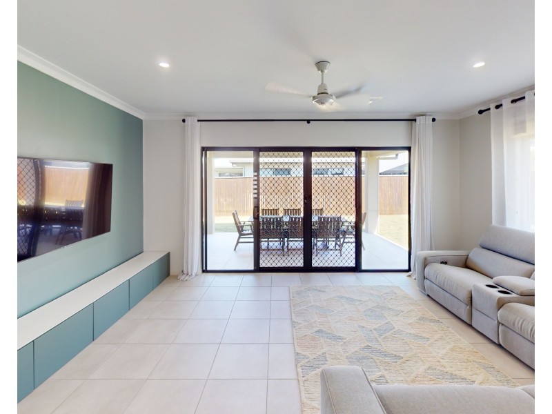 3 Buoy Drive, Trinity Beach QLD 4879