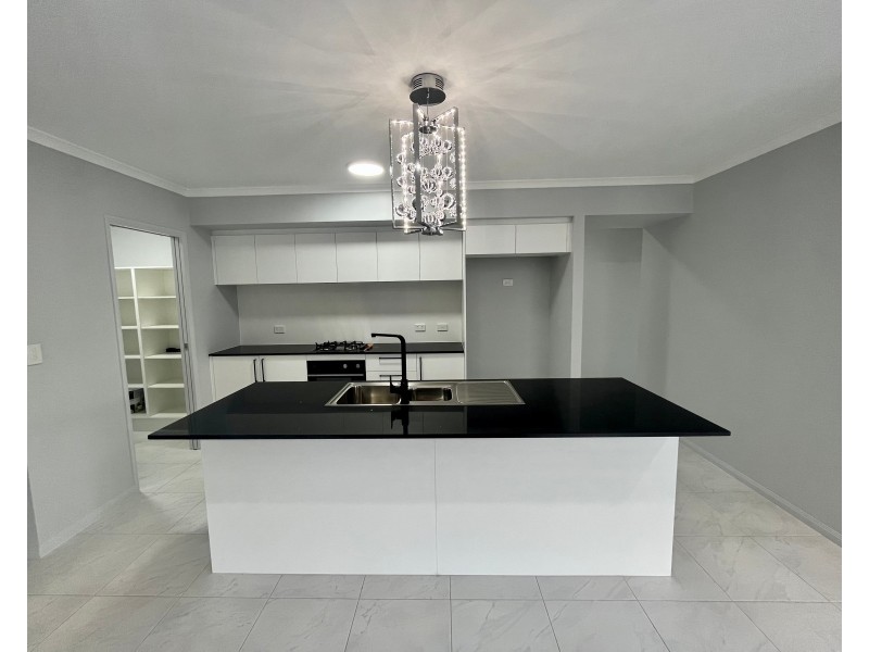 32 Orient Bend, Smithfield QLD 4878