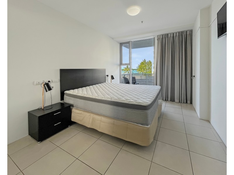 401-402/1 Marlin Parade, Cairns City QLD 4870