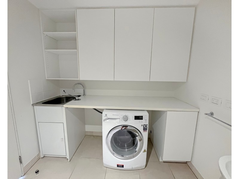 401-402/1 Marlin Parade, Cairns City QLD 4870