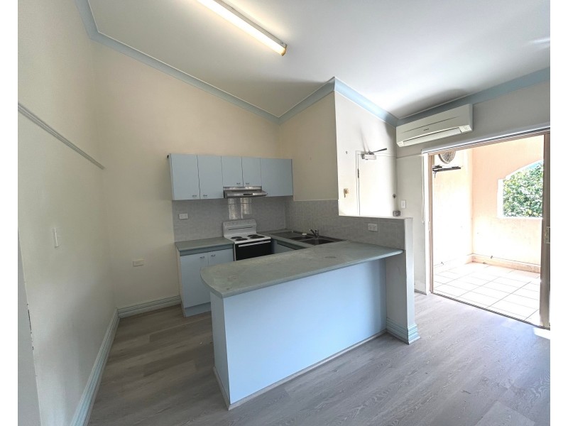 12/2 Chester Court, Manunda QLD 4870