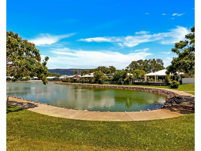 17 Lagoon Drive, Trinity Beach QLD 4879