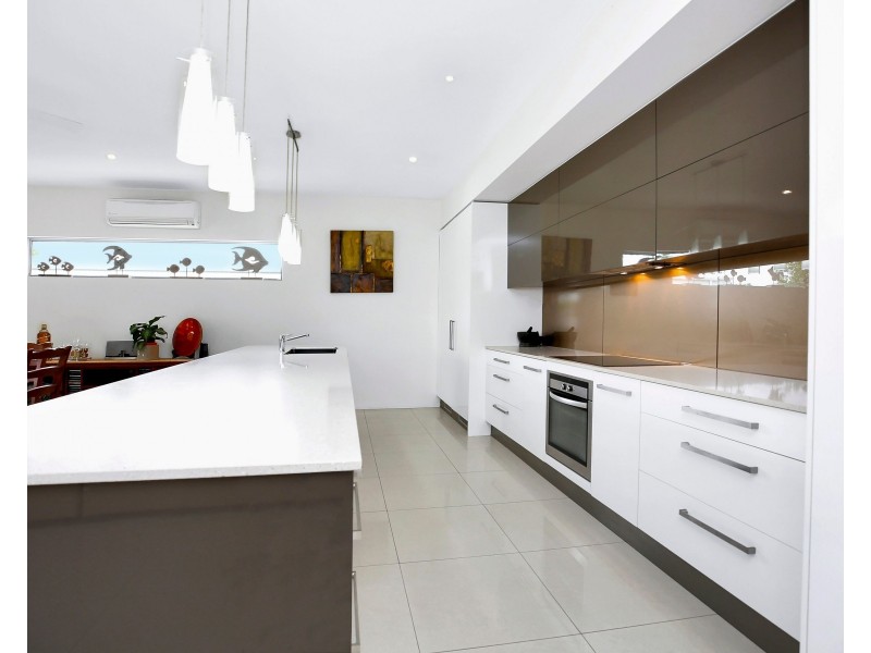 17 Lagoon Drive, Trinity Beach QLD 4879