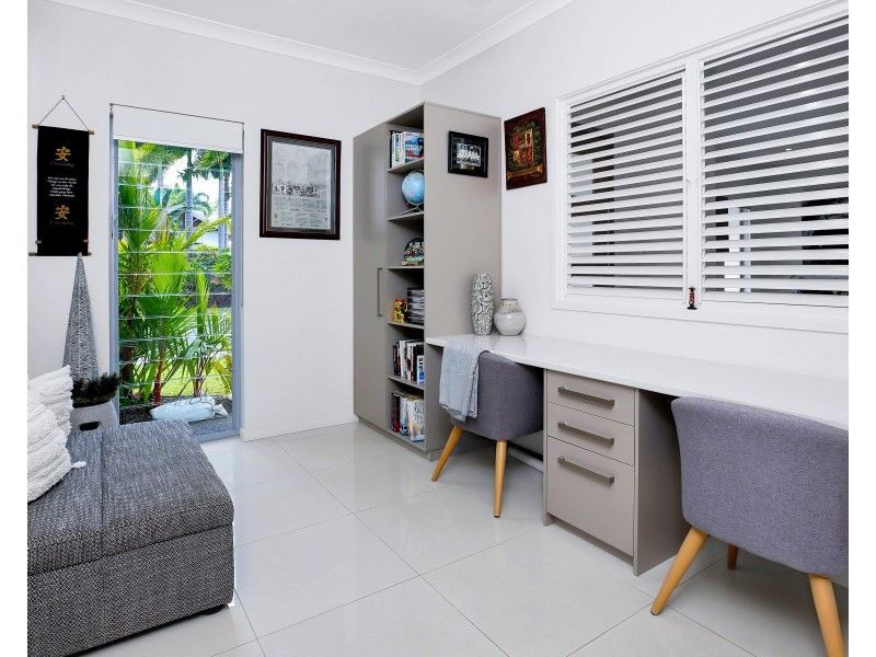 17 Lagoon Drive, Trinity Beach QLD 4879