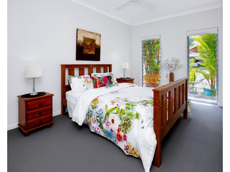 17 Lagoon Drive, Trinity Beach QLD 4879