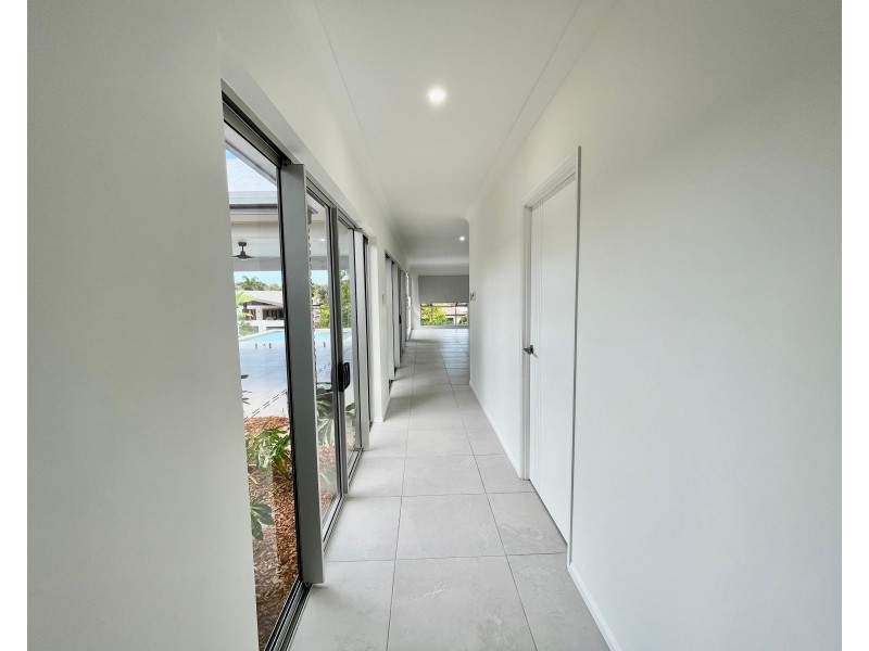 19 Rossmann Road, Smithfield QLD 4878