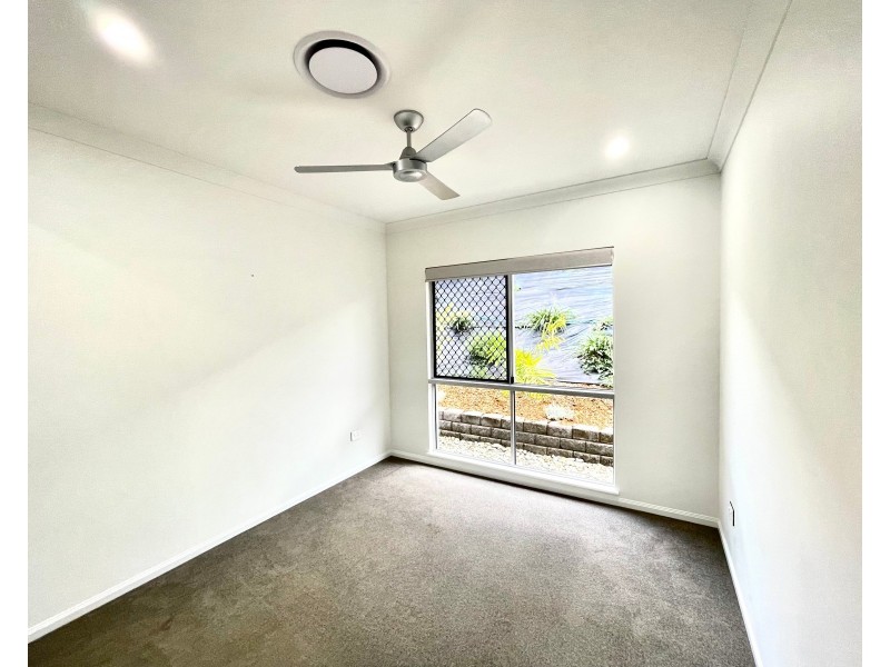 19 Rossmann Road, Smithfield QLD 4878