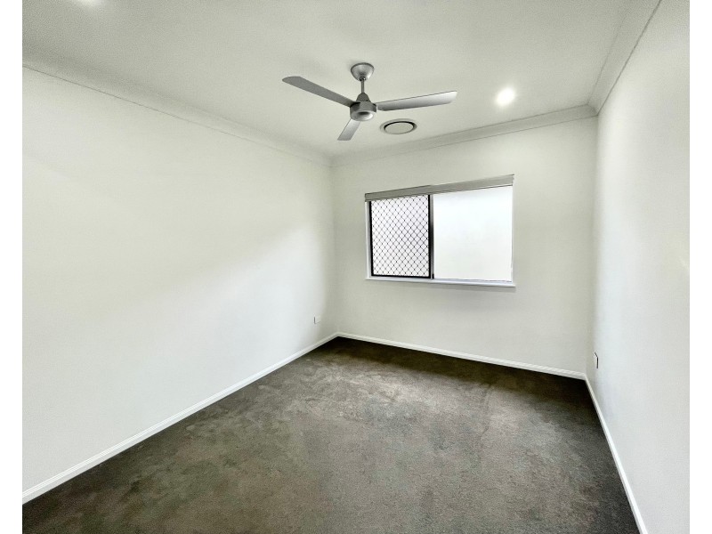 19 Rossmann Road, Smithfield QLD 4878