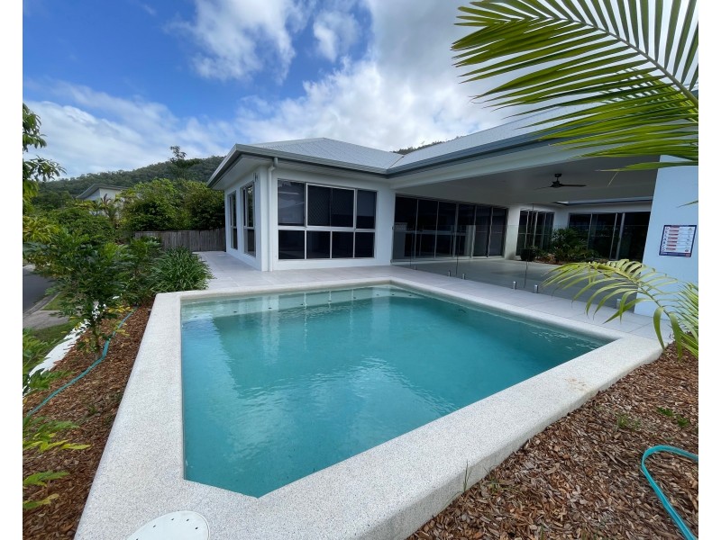 19 Rossmann Road, Smithfield QLD 4878