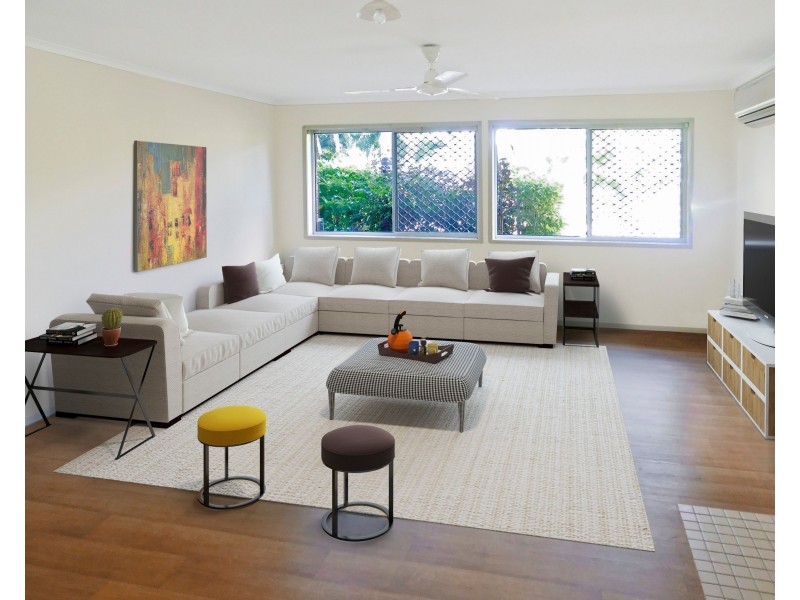 20 Long Street, Mooroobool QLD 4870