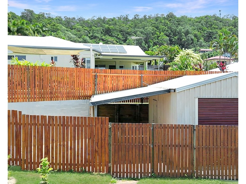 6 Barcoo Close, Bentley Park QLD 4869